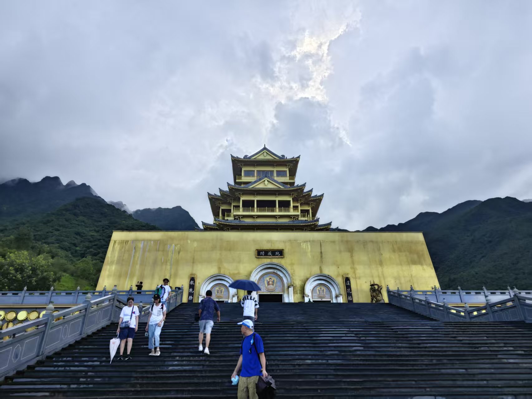 广东-汕尾-鸡鸣寺